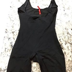 Spanx NWOT full body